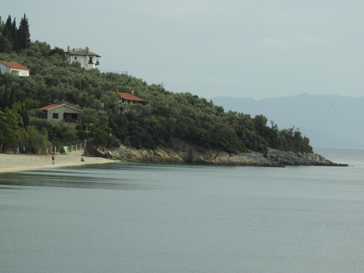 Villa Imelda Afissos Bagian luar foto